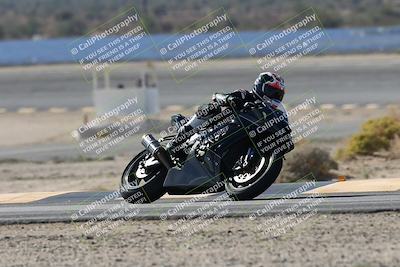 media/Nov-16-2025-Race Pace (Sun) [[8c5fa54630]]/Verified Riders/3-Turn 14 (1045am)/